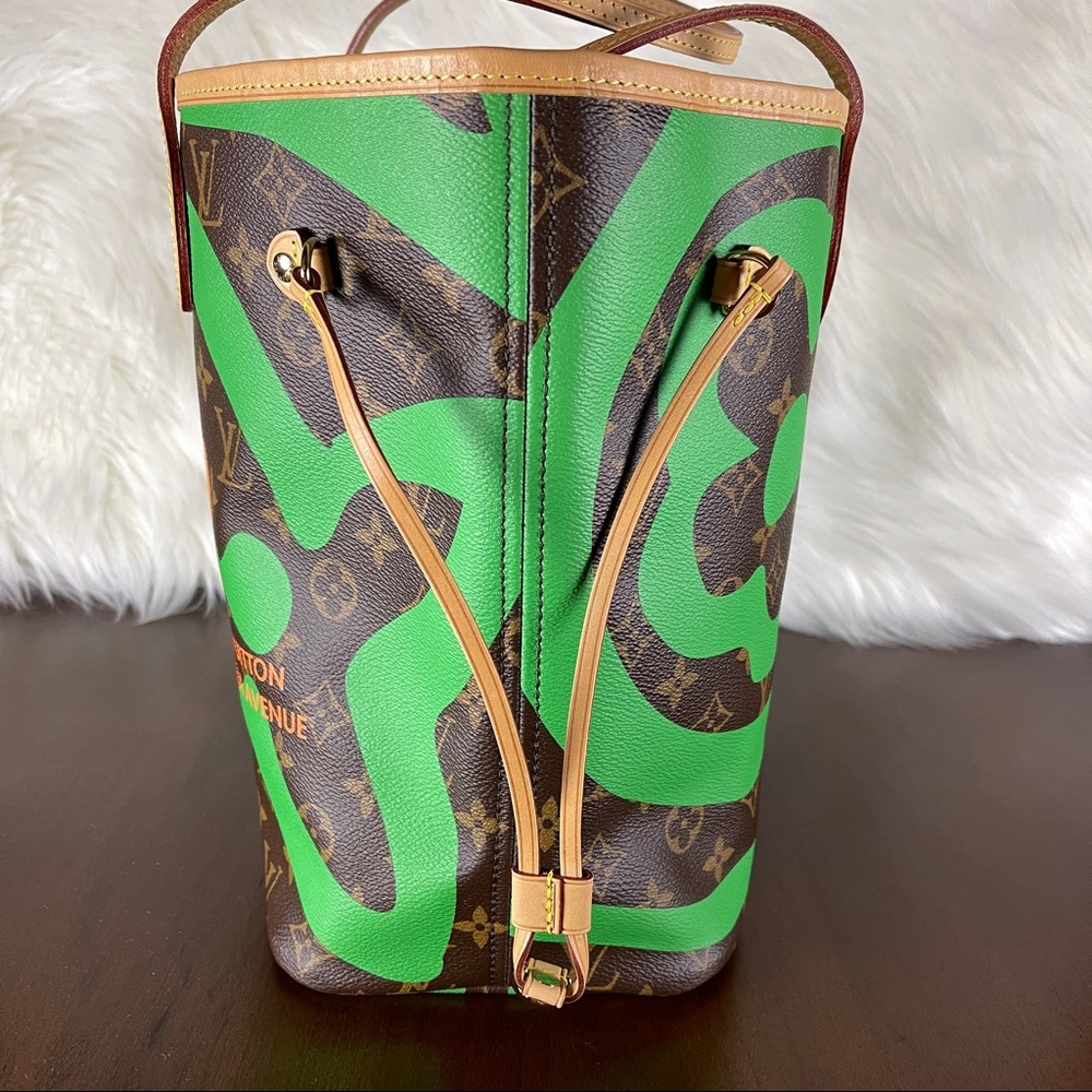 Louis Vuitton Hawaii Neverfull MM Tote w Pouch - Picture 6 of 16
